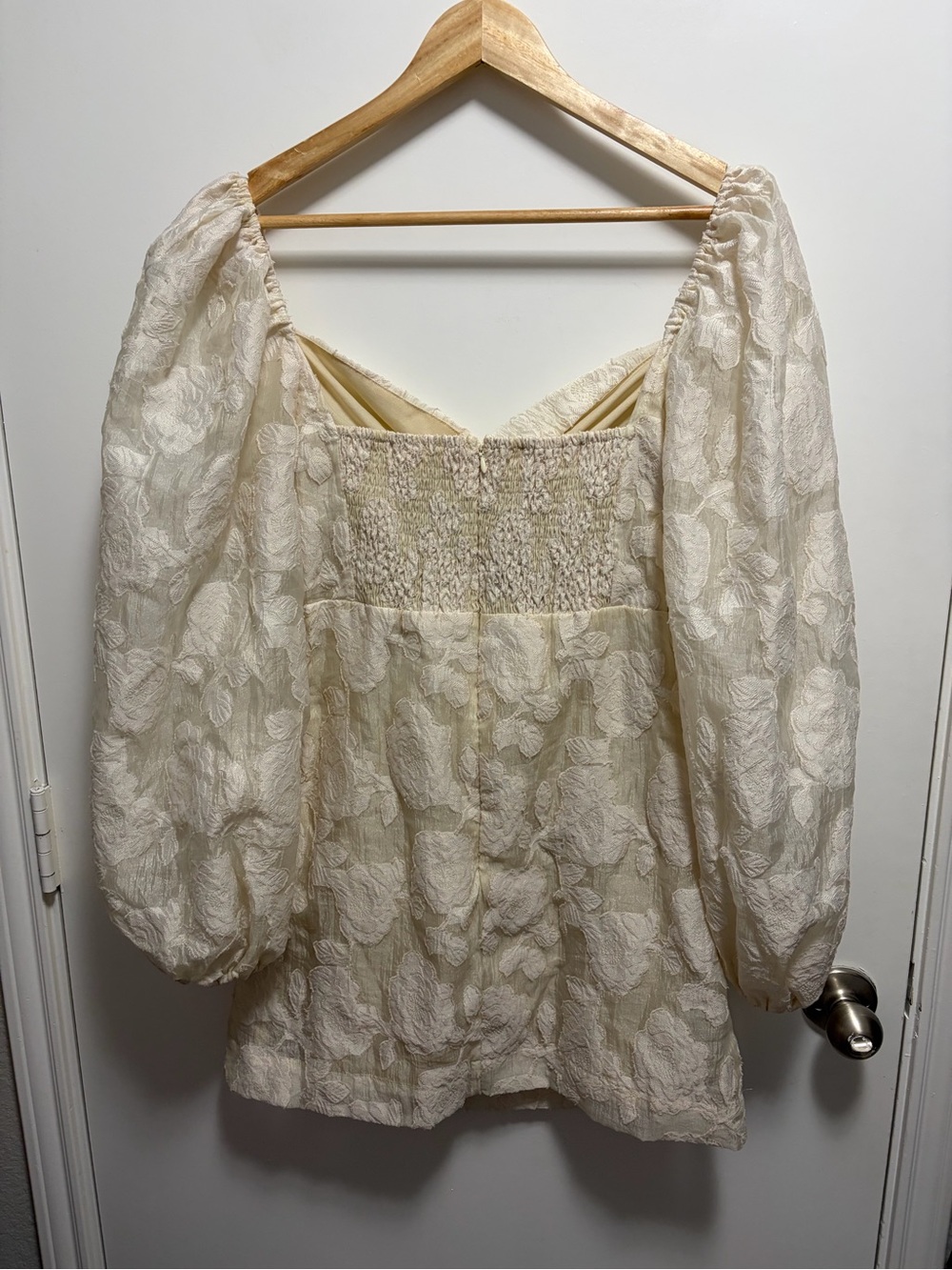 Mable Cream-Colored Floral Textured Jacquard Mini Dress Size Medium - Picture 5 of 5
